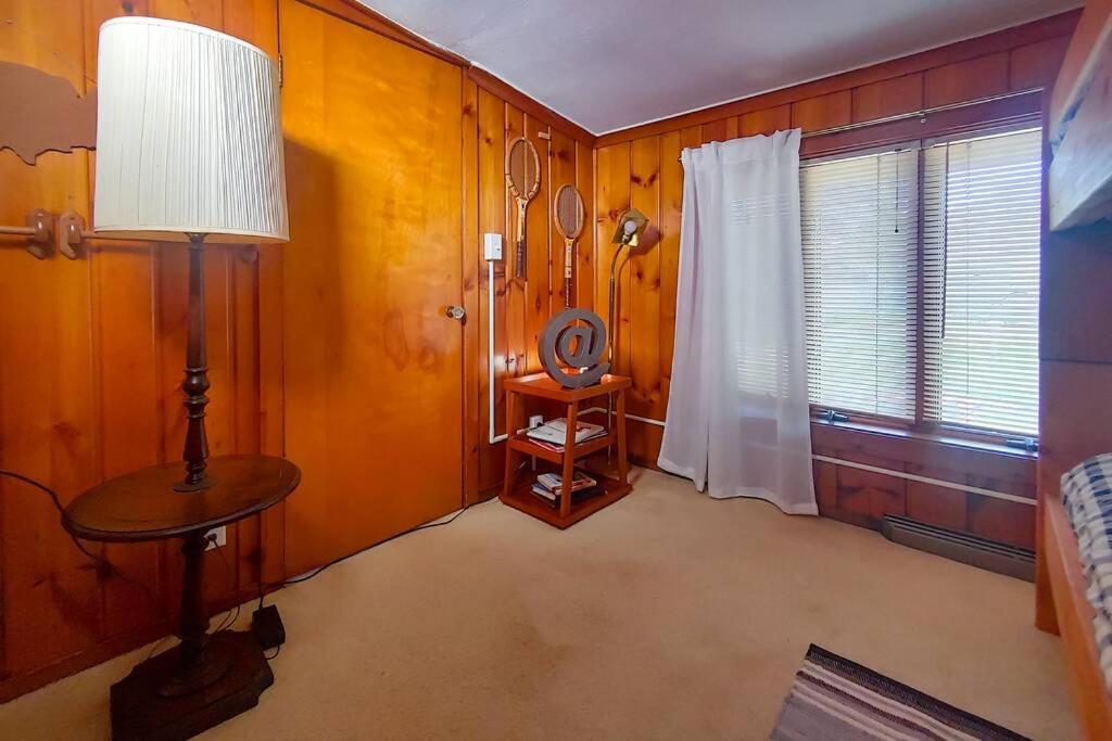Huge Historic, W/Large Yard & Close To Beach Manistee Exterior foto